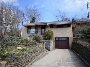 6730 W Barivista Dr, Verona, PA