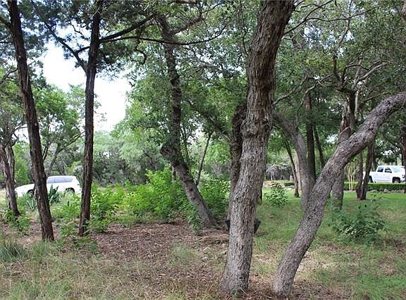 5th image of 17501 Breakwater Dr