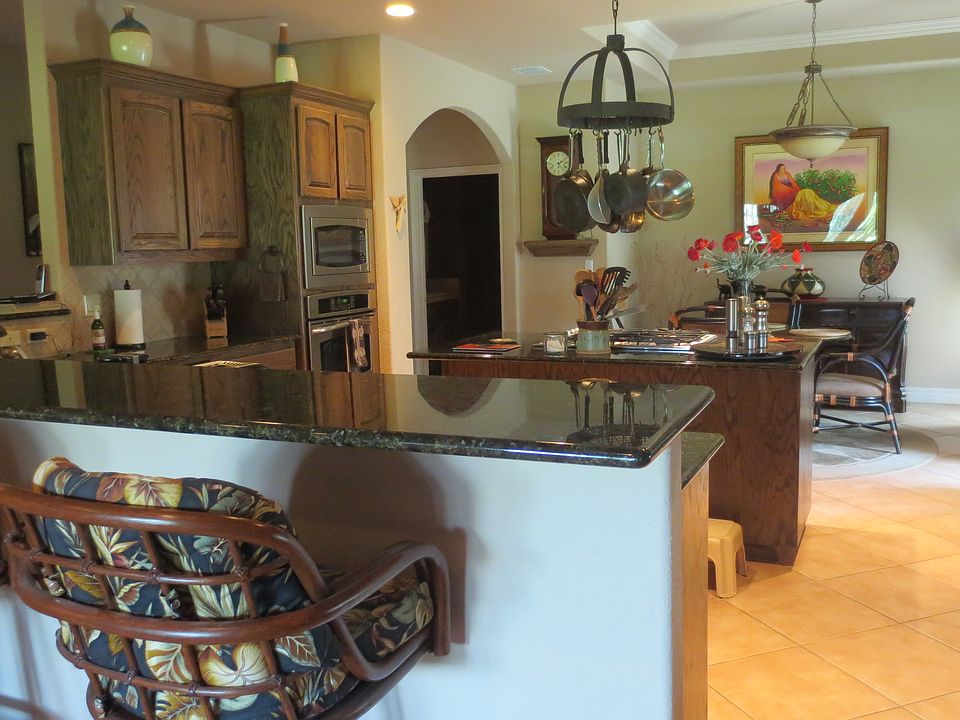 1st image of 8 Saint Andrews Pl
