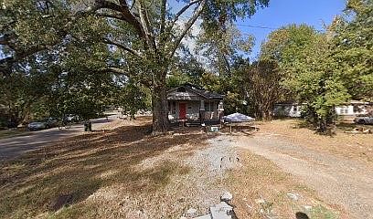 1st image of 3056 Lindholm St