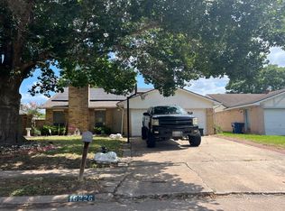 16226 Villaret Dr, Houston, TX 77083