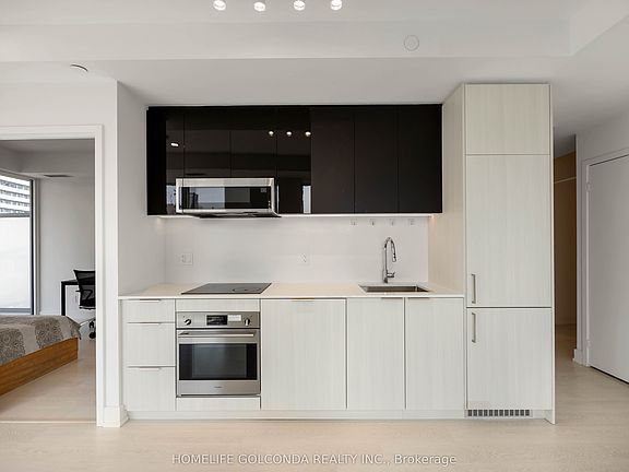 3rd image of 308 Jarvis St #1703
