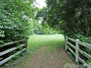 1004 Weidman Rd, Chesterfield, MO 63017