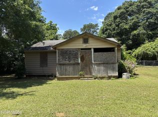 4723 Massey Rd, Macon, GA 31206