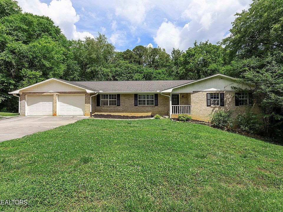 1st image of 10909 Woody Dr