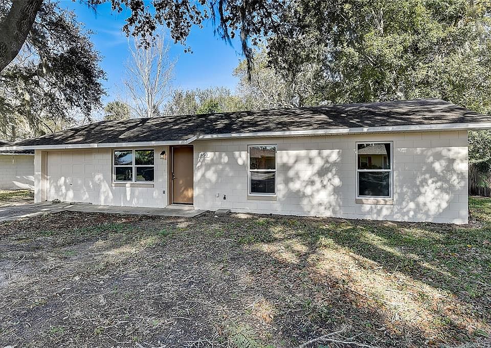 1st image of 850 Cedar Cir