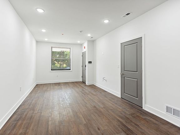 5th image of 1831 N 33rd St #1