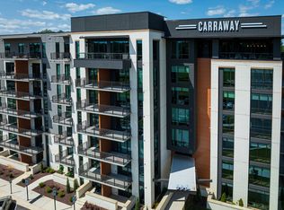 600 Carraway Xing #122, Chapel Hill, NC 27516