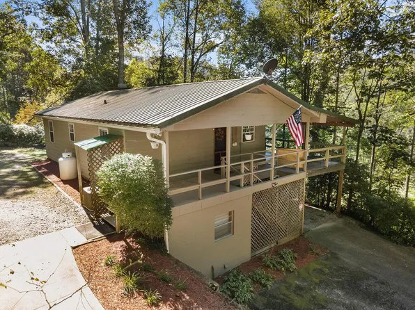 37 Sarah Cove Rd, Otto, NC 28763