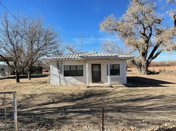 580 Jarales Rd, Belen, NM 87002