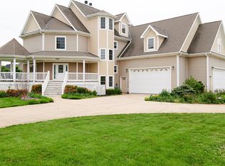 7902 Hamilton Ave, Burr Ridge, IL 60527