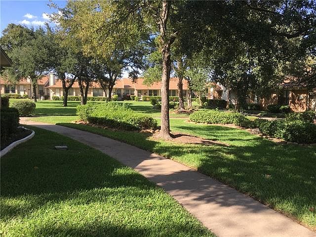 1st image of 1914 Cobblestone Ln