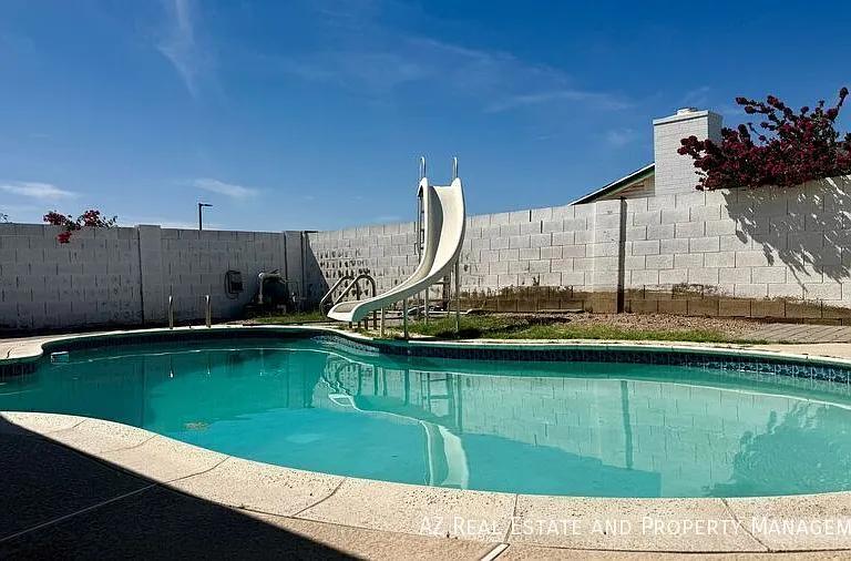 4440 W Yucca St — Photo 4