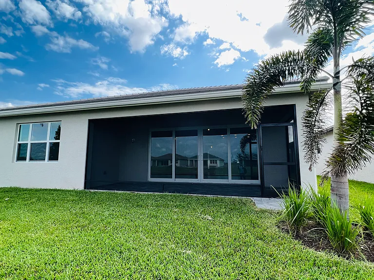 11664 SW River Crossing Pl — Photo 7