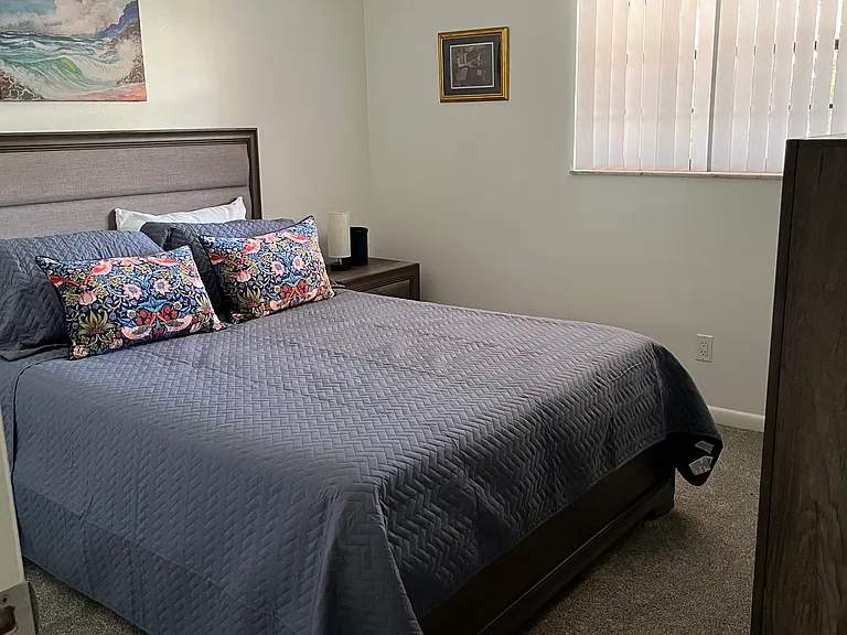 615 NW Oleander St #202 — Photo 12