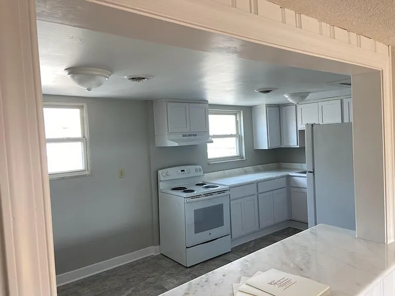 737 W Princess Anne Rd #3 — Photo 4