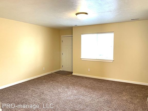 4th image of 2149 12th St #2149