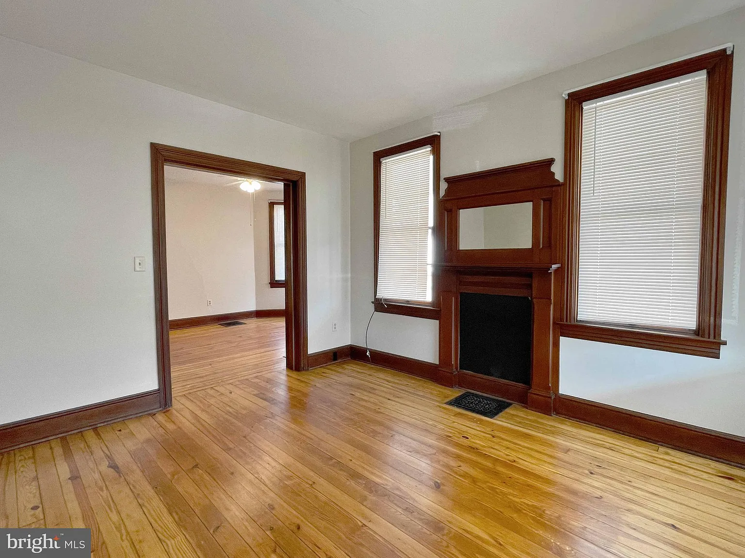 3 bed, 1176 sqft, $1,650 — Photo 3