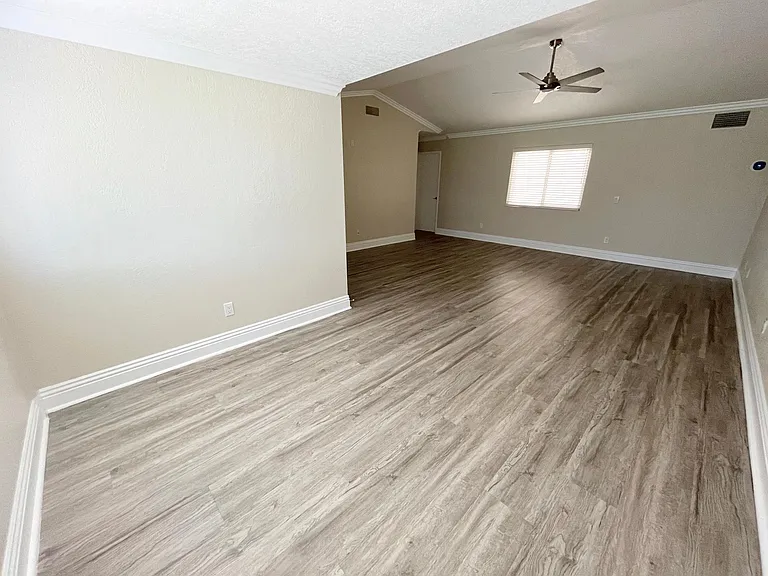 41469 Woodhaven Dr W — Photo 11