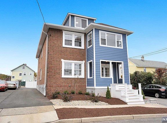 2nd image of 42 Berton Pl Unit 2