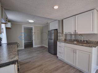 914 23rd St W #B, Bradenton, FL 34205