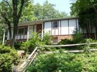 2002 Midshipman Dr, Stafford, VA 22554