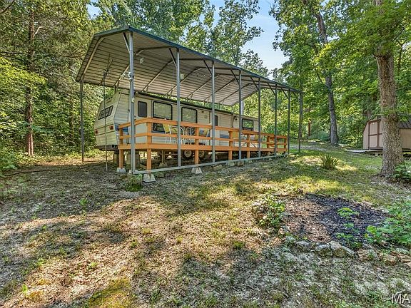 5th image of 9266 Mohican Dr