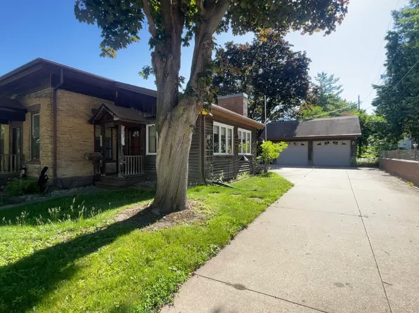 208 N Capron St, Berlin, WI 54923