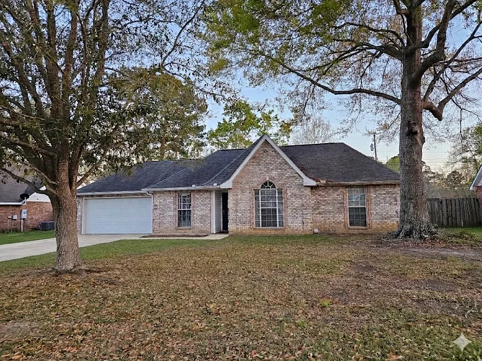 14082 Oakview Cir