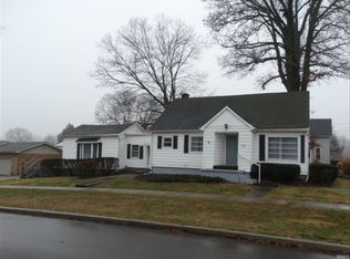 201 E Montgomery St, Owensville, IN