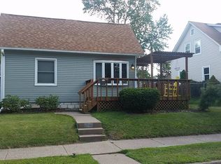 1724 16th Ave, Moline, IL 61265