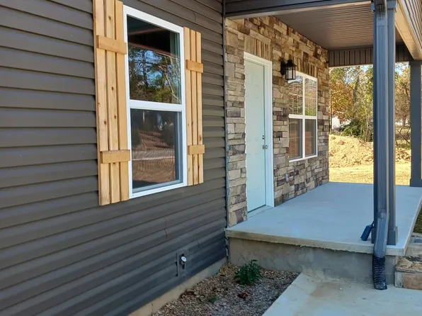 510 Retro Hughes Rd, Sale Creek, TN 37373