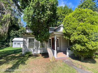 303 N Turnpike Rd, Dalton, PA 18414