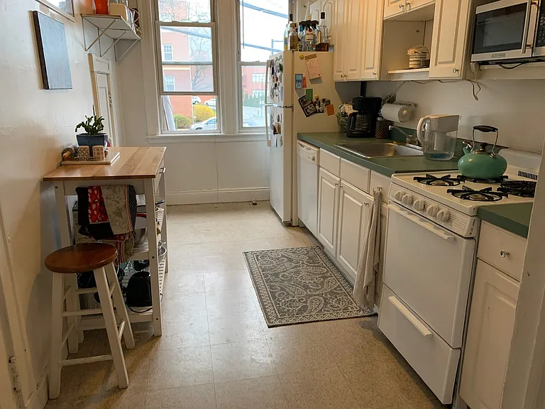 19 Melvin Ave #4 — Photo 3
