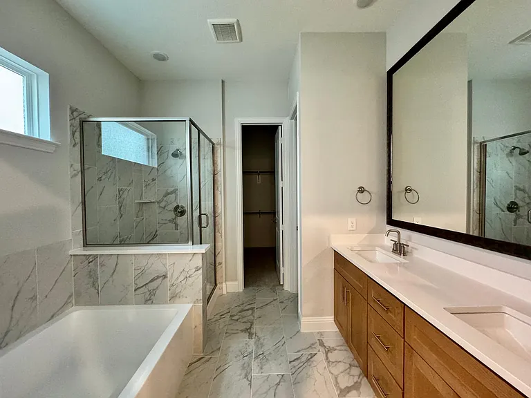 2930 Eleanor Dr — Photo 9