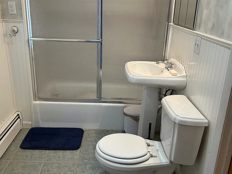 219 Mammoth Rd #1 — Photo 11