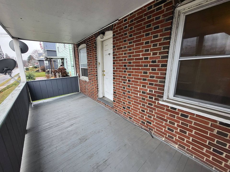 1st image of 146 Montgomery St #A