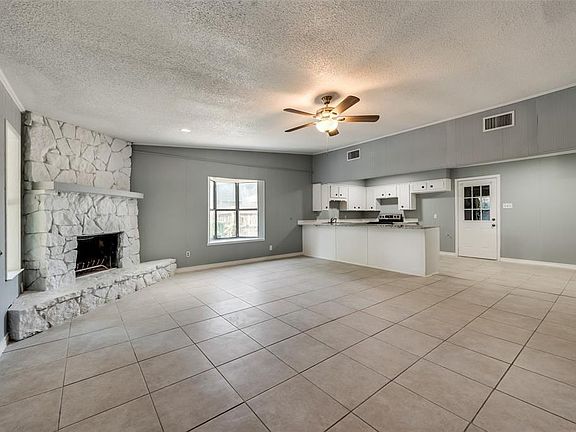 3rd image of 5617 Hensley Dr
