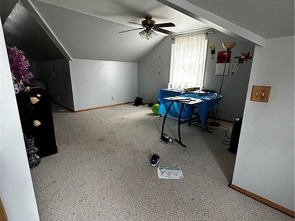 5th image of 24101 Hartland Dr