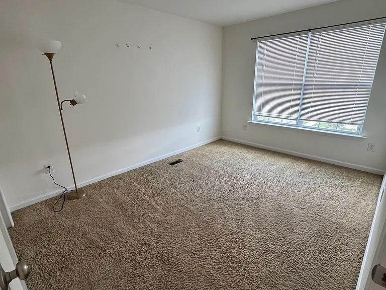 1561 E Matisse Dr — Photo 16