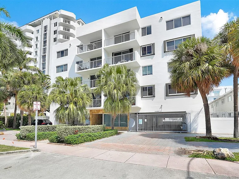 1605 Bay Rd #201 — Photo 45
