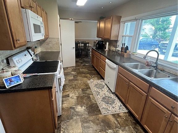 5th image of 1 Orchard Dr