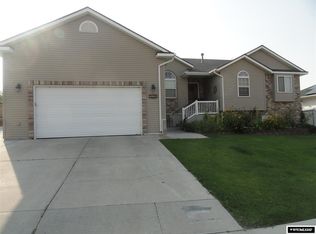 2325 Washington St, Green River, WY 82935