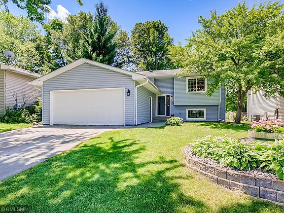 2nd image of 7449 Columbia Ct