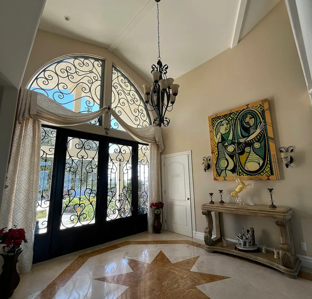 7137 Avenida Altisima, Unit Theatre Room — Photo 3