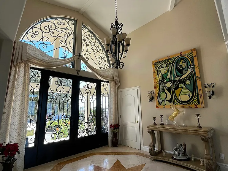 7137 Avenida Altisima Comfortable Room Rancho Pass #COMFORTABLE ROOM — Photo 17