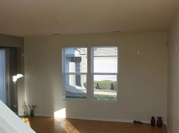 4th image of 3119 Bromley Ln