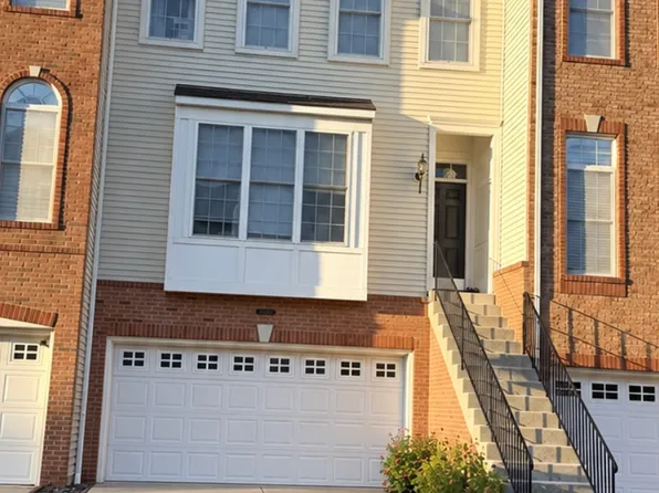 25840 Kirkwood Sq, Chantilly, VA 20152
