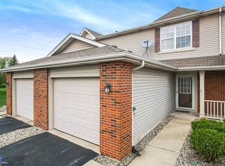 1051 Summertime Ct, Dyer, IN 46311
