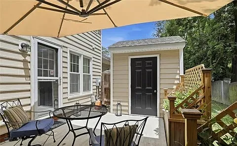 299 Robinson St — Photo 13
